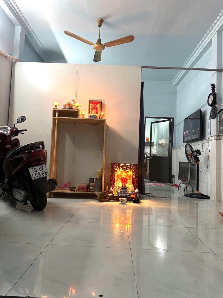 Bán nhà 2 tầng mới đẹp - hẻm xe hơi 5m - sat ngã tư 4 xã, Lê Văn Quới - 45m2 (4.2x11) - hơn 4 tỷ - Ảnh 1
