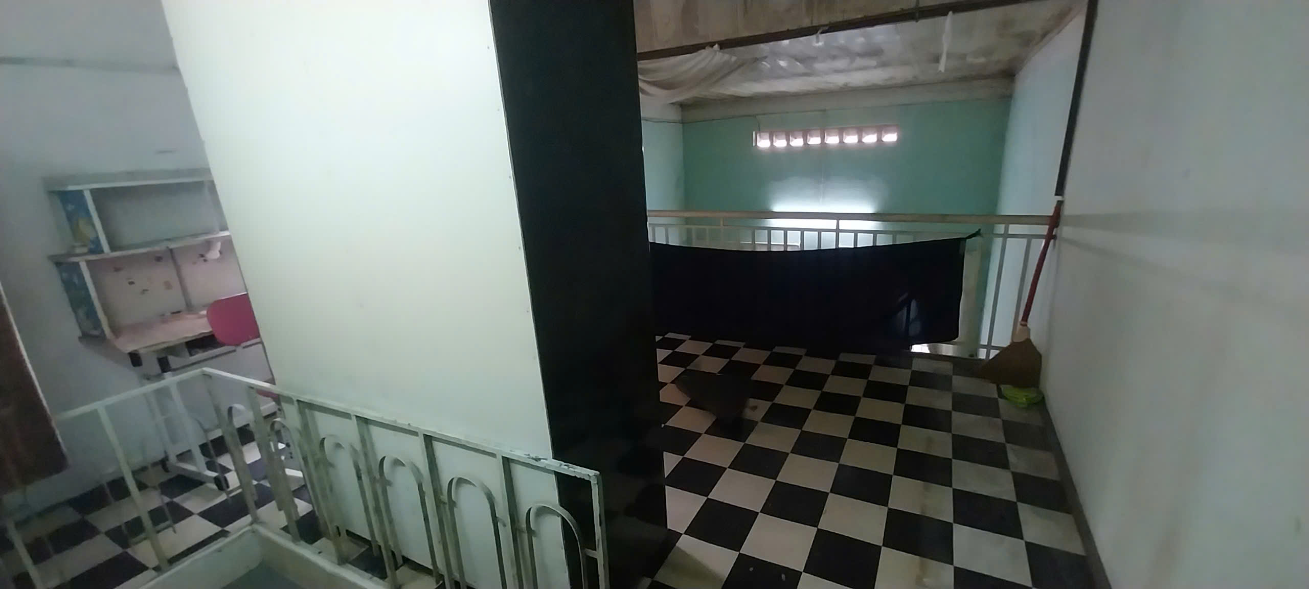 # Nhà Kiệt 3m thẳng thông 50m ra Lê Độ, 50m2, ngang 4.6m, vuông nét, 2.xx tỷ - Ảnh 1