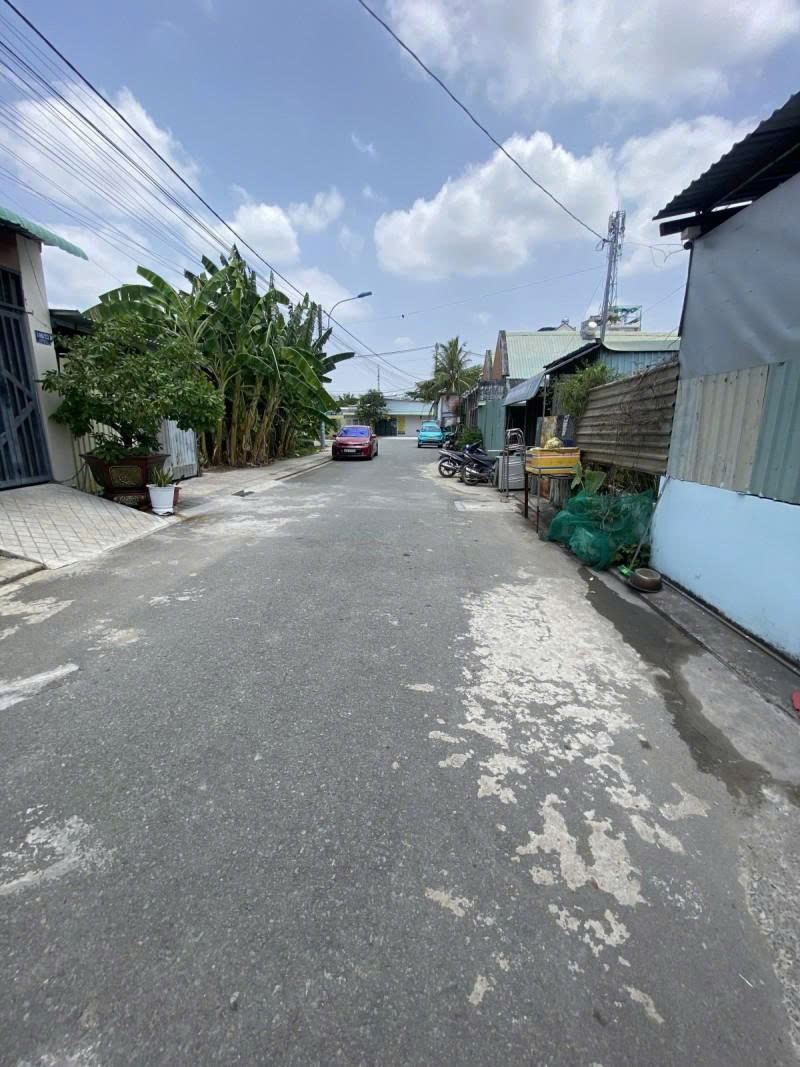 HOT HIT - 200m2 full thổ - 2 MẶT HẺM XE HƠI - NHỈNH 50tr/M2 - Trường Thạnh Đông Tăng Long - Ảnh 1