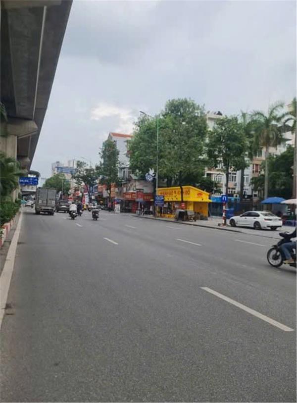NHÀ ĐẸP - GIÁ TỐT - Vị Trí Đắc Địa Tại Phố Quang Trung, Hà Đông, Hà Nội - Ảnh 1