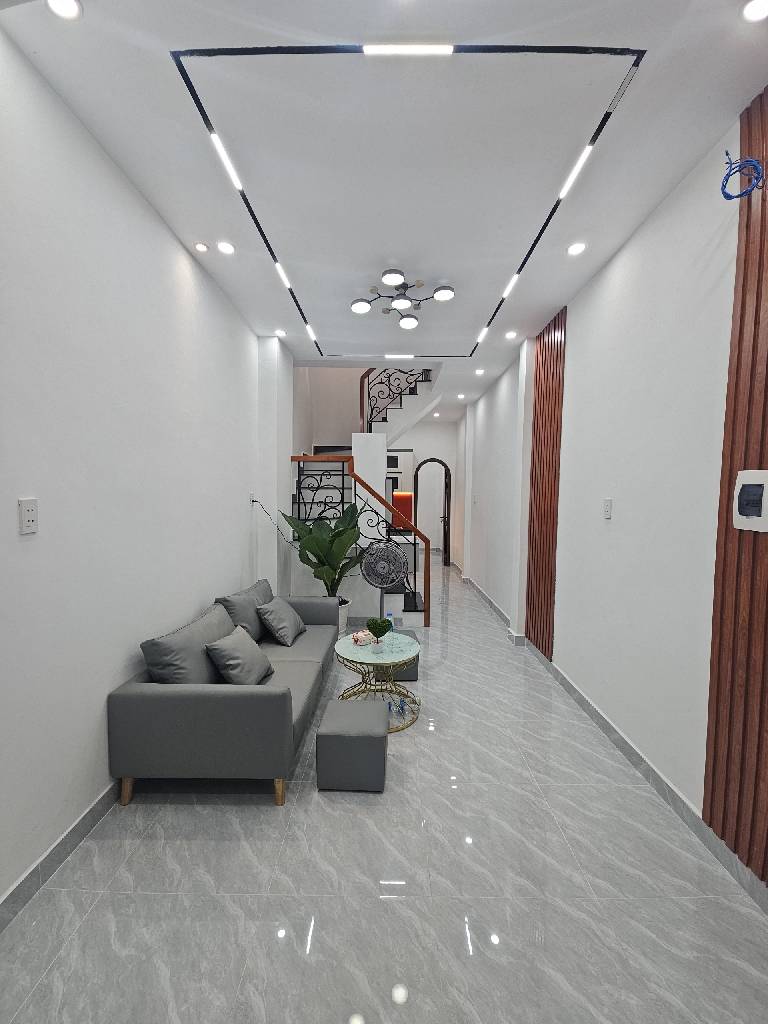 Bán nhà mặt tiền Trần Thủ Độ, Nhà 2 tầng 31m2 đẹp, gần Nguyễn Sơn, Tân Phú, chỉ hơn 4 tỷ - Ảnh chính