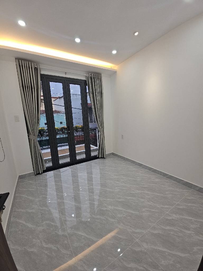 Bán nhà mặt tiền Trần Thủ Độ, Nhà 2 tầng 31m2 đẹp, gần Nguyễn Sơn, Tân Phú, chỉ hơn 4 tỷ - Ảnh 3