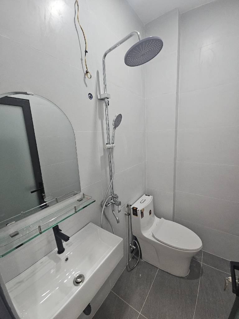 Bán nhà mặt tiền Trần Thủ Độ, Nhà 2 tầng 31m2 đẹp, gần Nguyễn Sơn, Tân Phú, chỉ hơn 4 tỷ - Ảnh 4