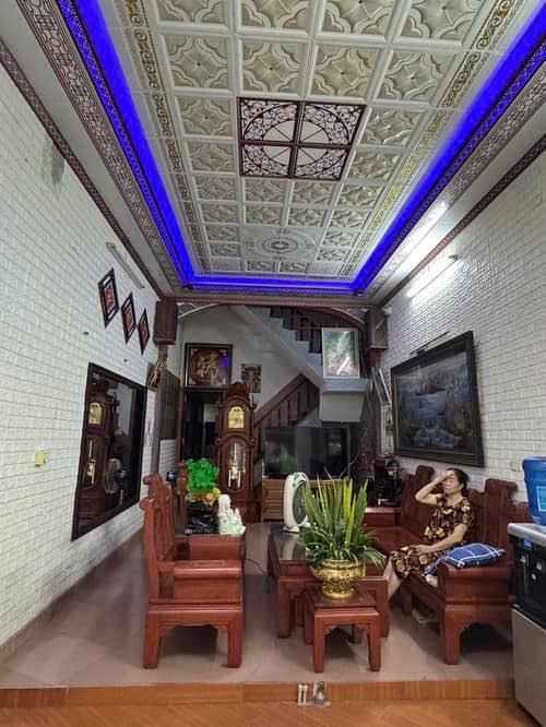 Bán Gấp Nhà Đức Giang 85m2, MT 4.5m Vỉa Hè, Ô Tô Tránh, Kinh Doanh, Dòng Tiền - 15.x Tỷ - Ảnh 2
