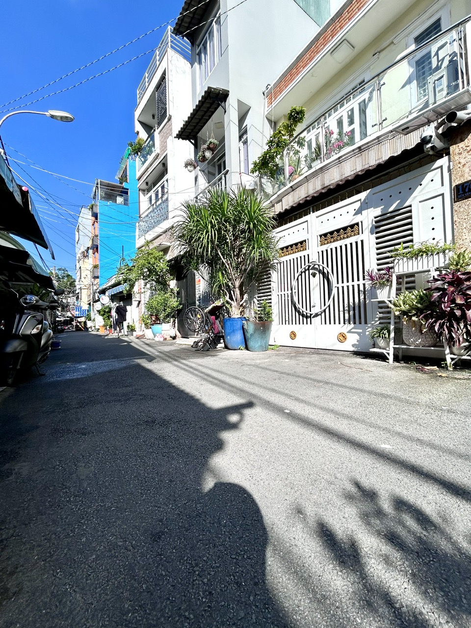 NHÀ BÁN ĐƯỜNG HOÀNG DIỆU- XE HƠI ĐỔ CỬA- NỞ HẬU TÀI LỘC CHO GIA CHỦ-THÔNG RA KHÁNH HỘI, BẾN VÂN ĐỒN - Ảnh 3