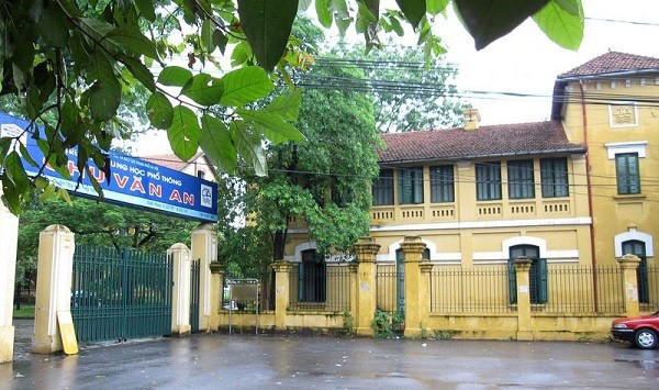 Trường THPT Chu Văn An