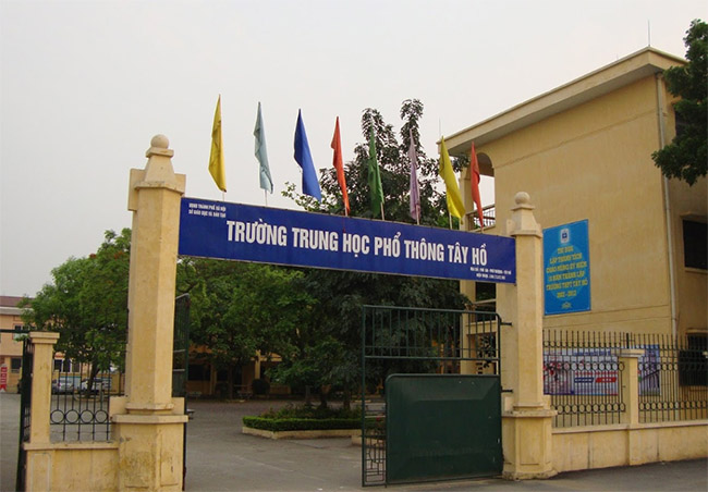 Trường THPT Tây Hồ